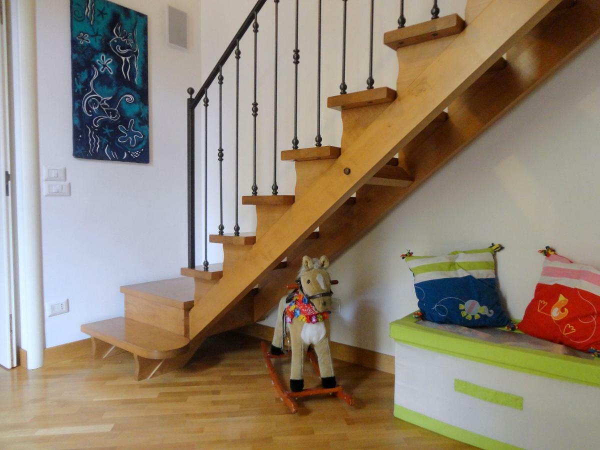 Mezzocannone Holiday House Naples Luaran gambar