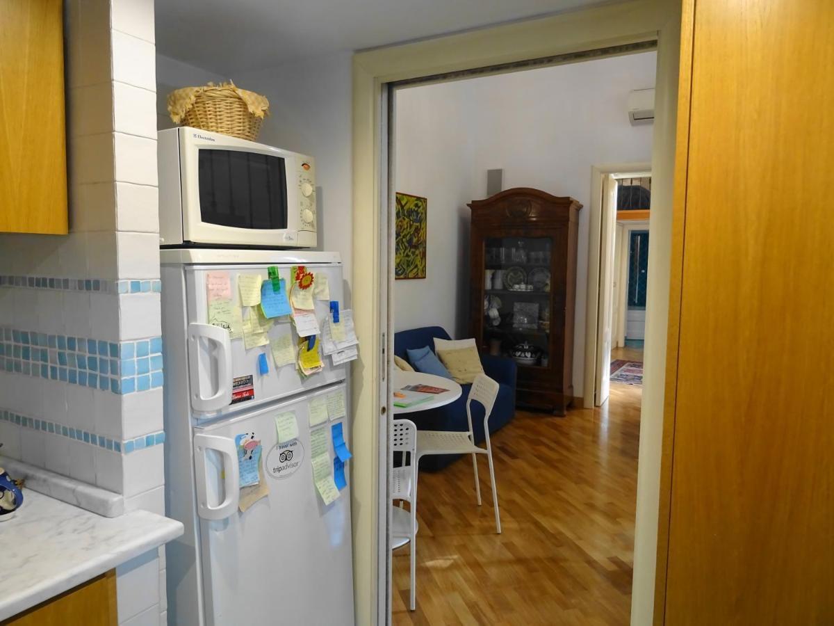 Mezzocannone Holiday House Naples Luaran gambar